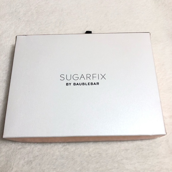 Sugarfix by Baublebar Set Earrings - Picture 10 of 10